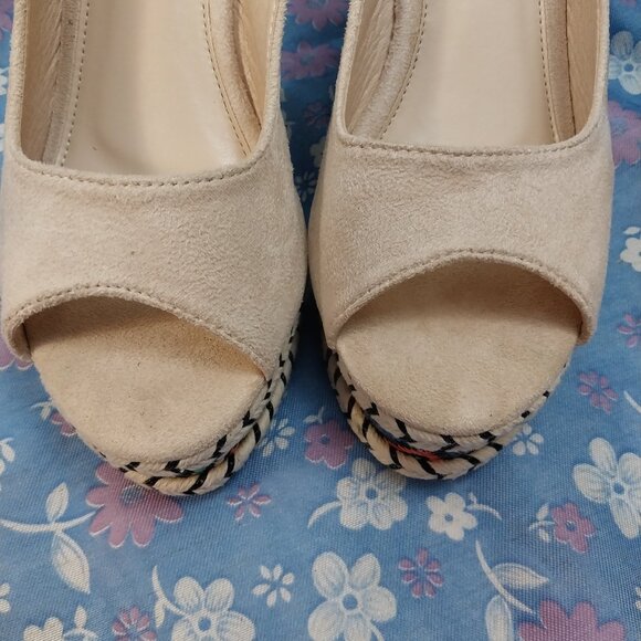 3115 Size 40/9 Multi Color Retro Looking Bohemian Wedges NWOT - Picture 2 of 7